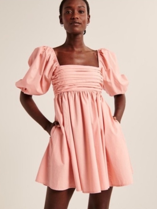 Abercrombie & Fitch Dresses & Skirts - Abercrombie Puff Sleeve Emerson Mini Dress Pink